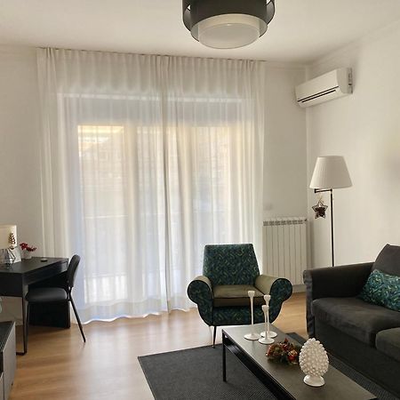 Home 22 Appartamento In Centro Storico - Катанія Екстер'єр фото