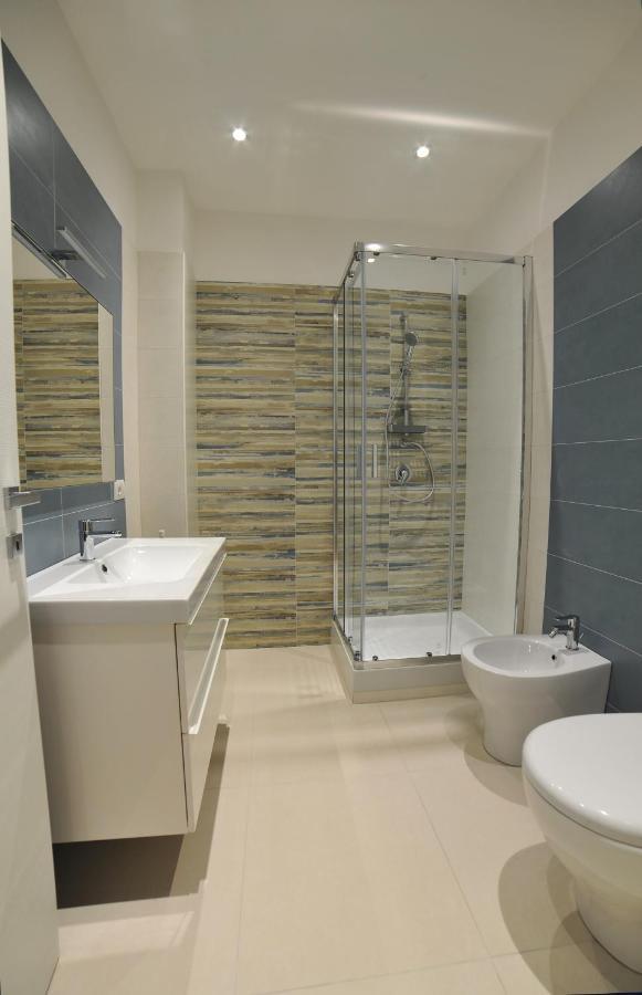Home 22 Appartamento In Centro Storico - Катанія Екстер'єр фото