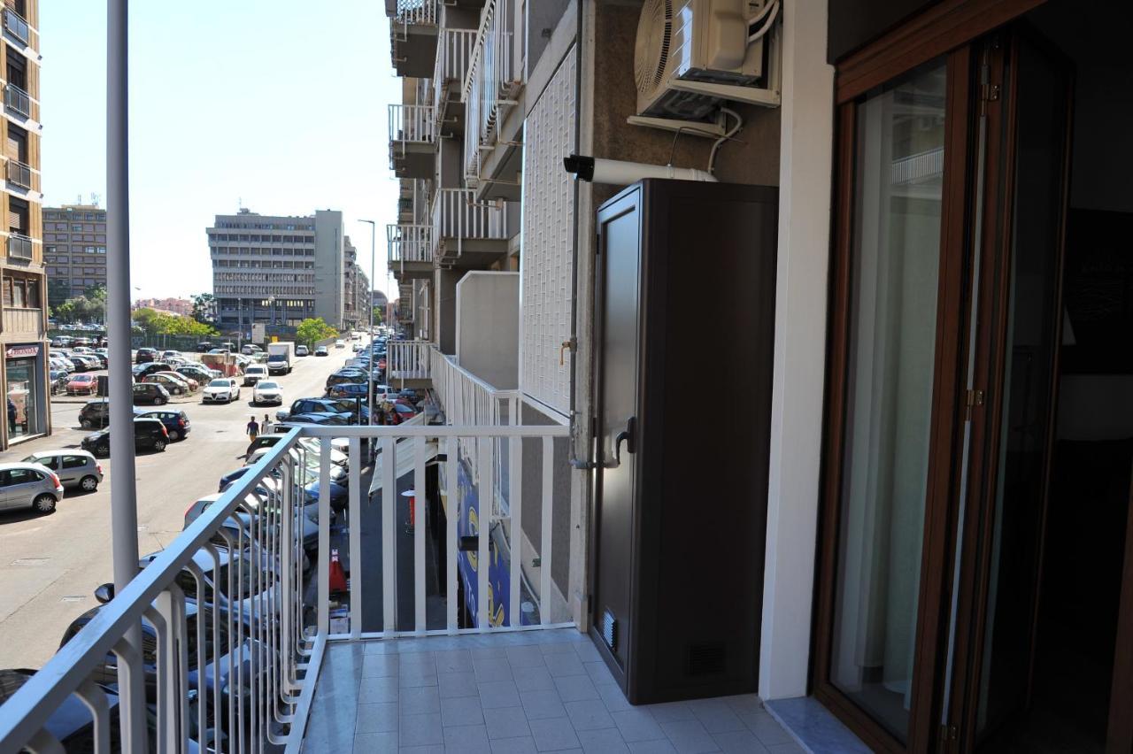Home 22 Appartamento In Centro Storico - Катанія Екстер'єр фото