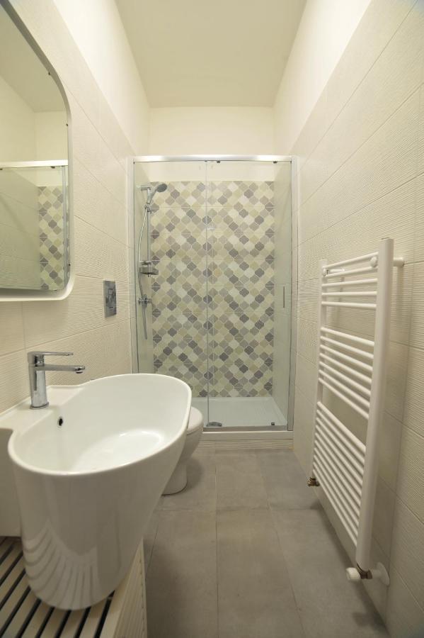 Home 22 Appartamento In Centro Storico - Катанія Екстер'єр фото